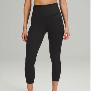 Base Pace HR Crop 23” *brushed